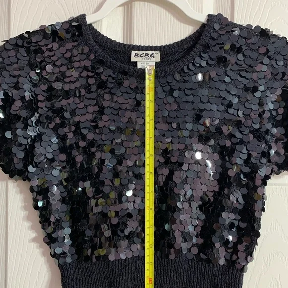 VTG BCBG Paris silk sequin cropped top - small - Picture 3 of 4